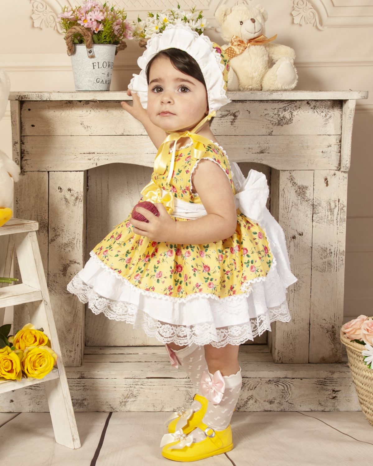 SONATA PREORDER (4-6wk turnaround) - Yellow floral puffball VE23-06