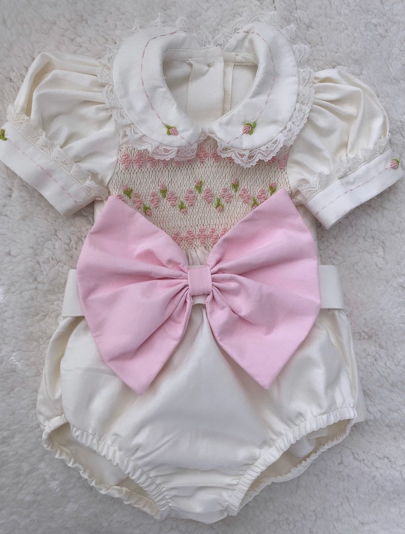 Smocked flower bow set - HANDMADE IN USA 6-8WK TURNAROUND