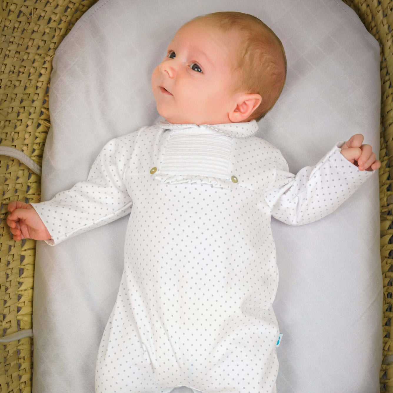 Peter pan collared dotty baby grow sleepsuit (HANDMADE IN PORTUGAL 10-14 DAY TURNAROUND)