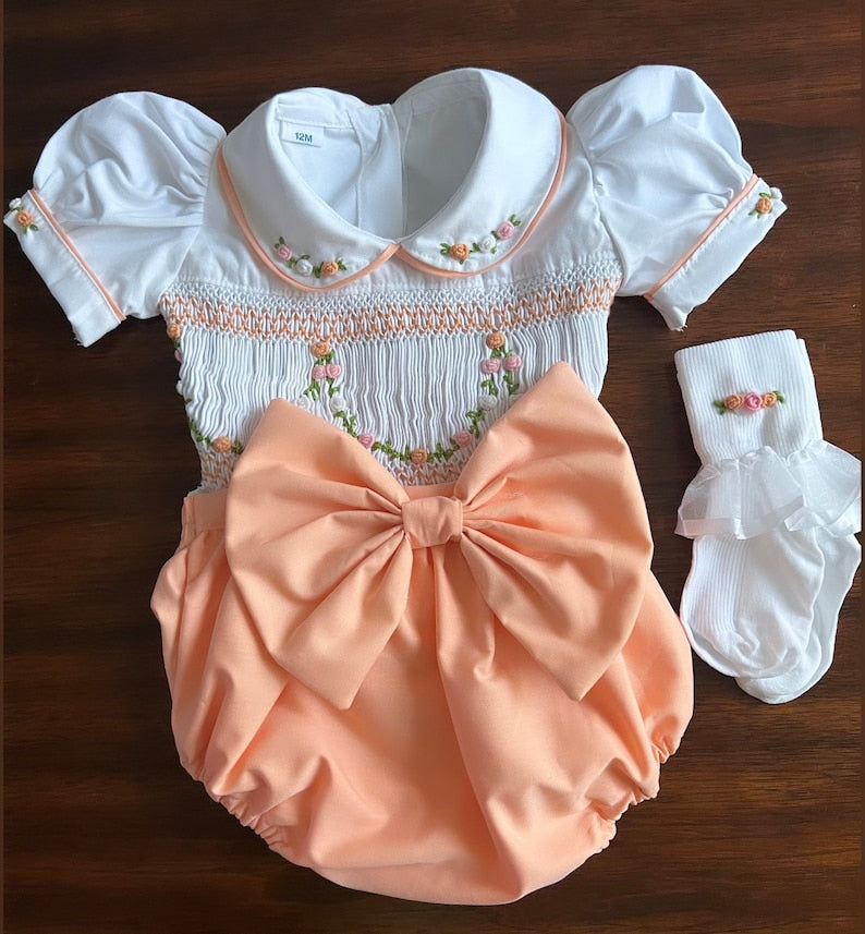 Smocked flowers bow set - HANDMADE IN USA 6-8WK TURNAROUND