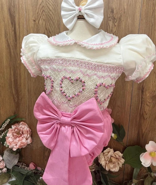 Smocked heart tailed bow set - HANDMADE IN USA 6-8WK TURNAROUND