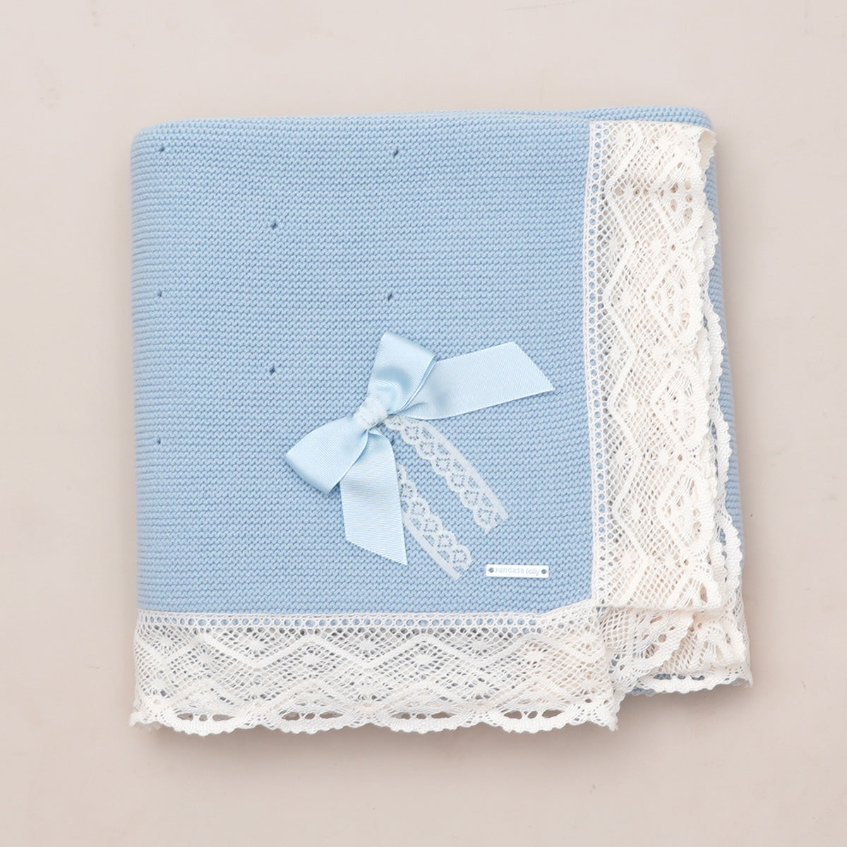 Pangasa lace blanket - DELIVERY DECEMBER