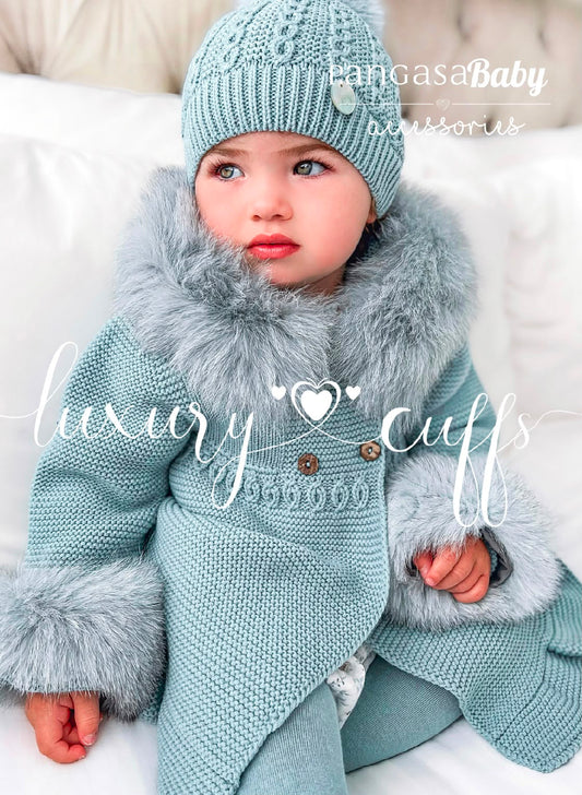 Pangasa cuffs REAL FUR - DELIVERY SEPTEMBER