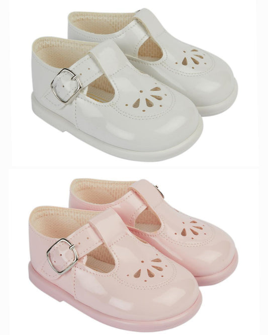 Baypod patent punched shoes