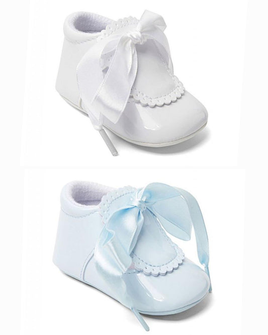 Sevva ribbon soft sole pram booties