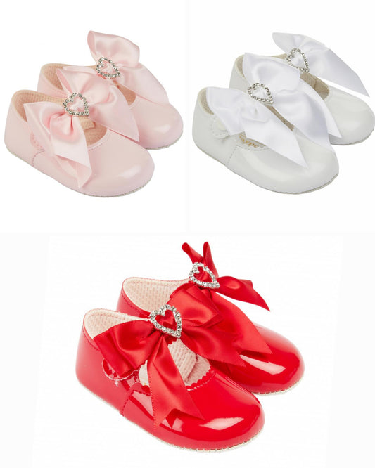 Baypod princess heart soft sole pram shoes